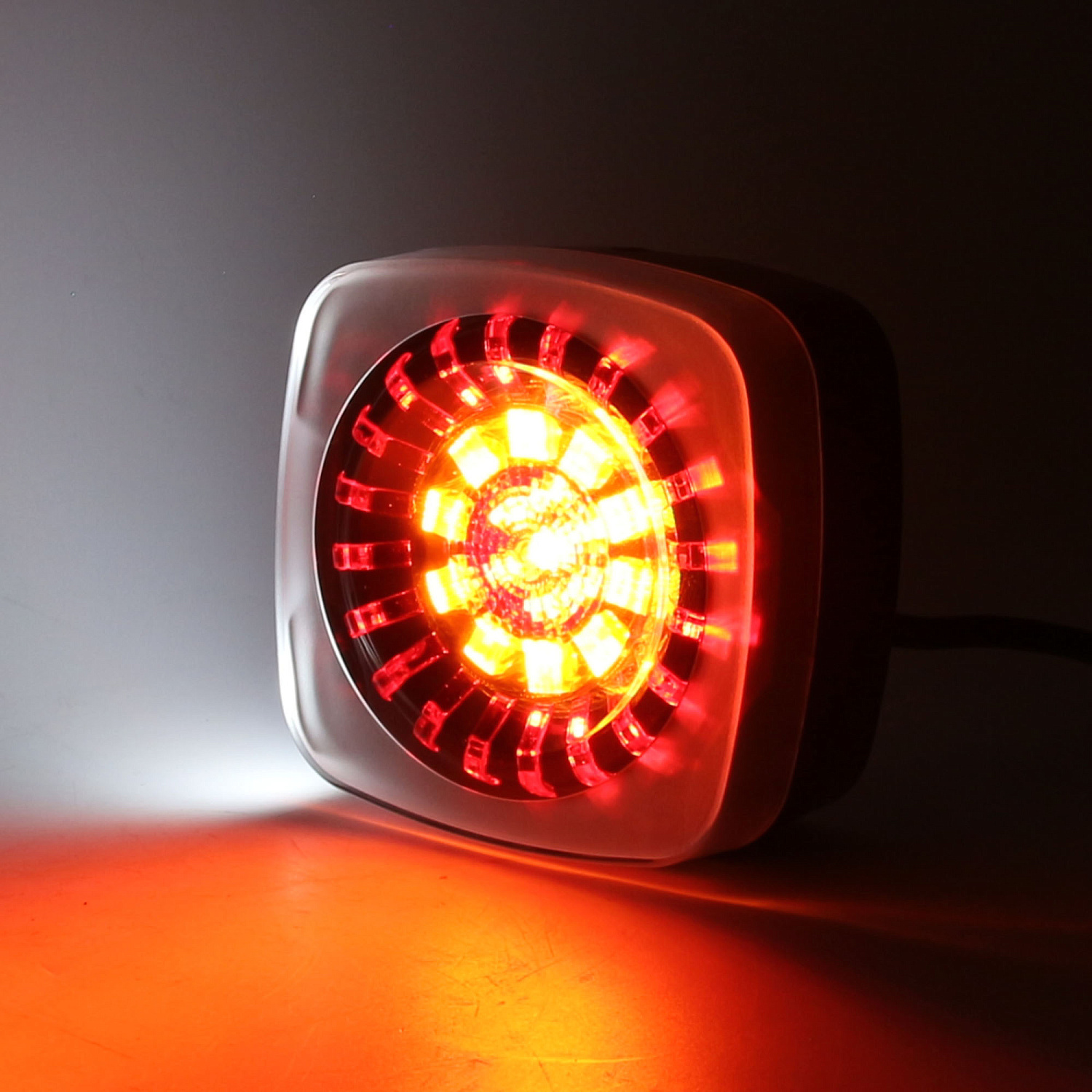 Беспроводной комплект LED фонарей E7504-1 многофункциональных PRUFTREX LRPRUD002